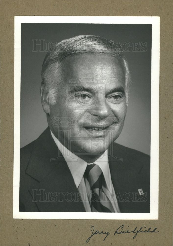 Press Photo Jerry Bielfield, businessman - Historic Images