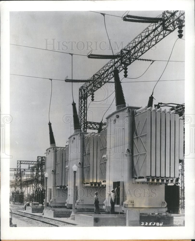 1943 Press Photo Electricity - Historic Images
