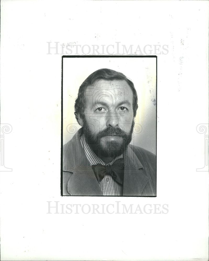 1986 Press Photo Thomas Bevier Correspondent - Historic Images