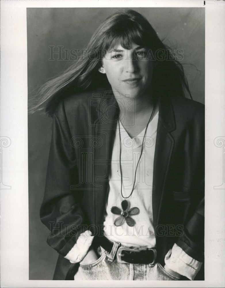 1991 Press Photo Mayim Bialik Beaches Blossom NBC - Historic Images