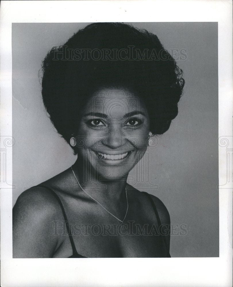 1975 Press Photo Nancy Wilson - Historic Images