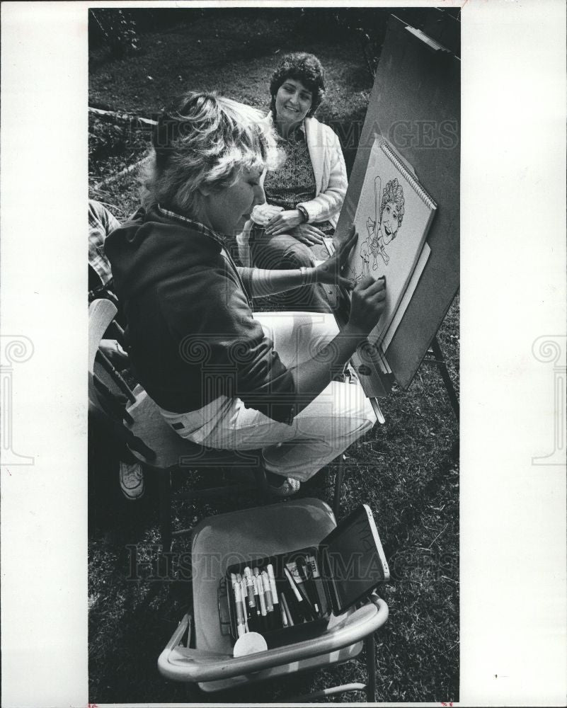 1982 Press Photo TERRY WILSSENS ARTIST - Historic Images