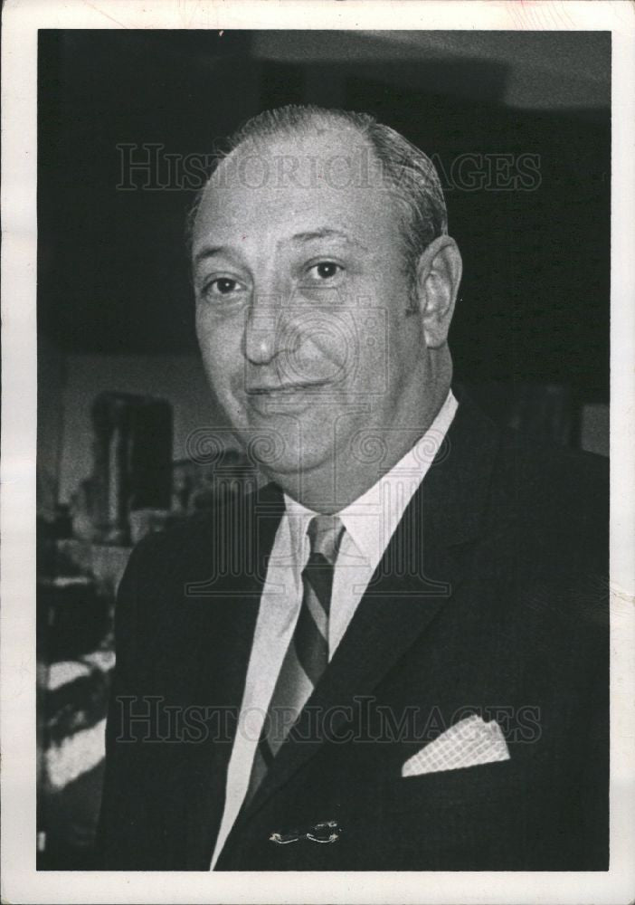 1969 Press Photo Stanley J. Winkelman President of Wink - Historic Images