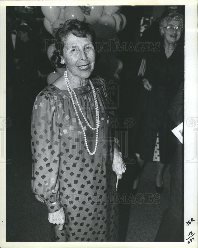 1985 Press Photo Beryl Winkelman Detroit Philantropist - Historic Images