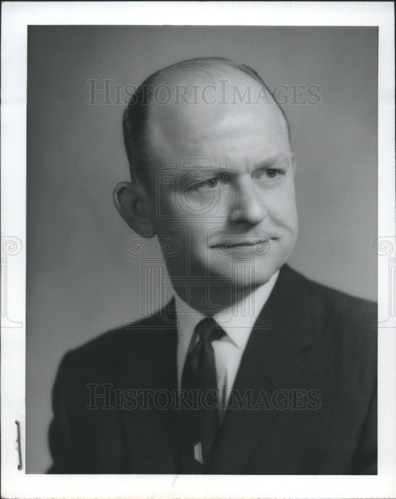 1964 Press Photo Robert E.Winkel - Historic Images