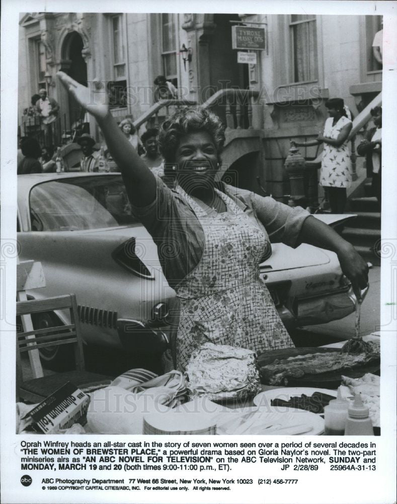 1989 Press Photo Oprah Winfrey, Women of Brewster Place - Historic Images