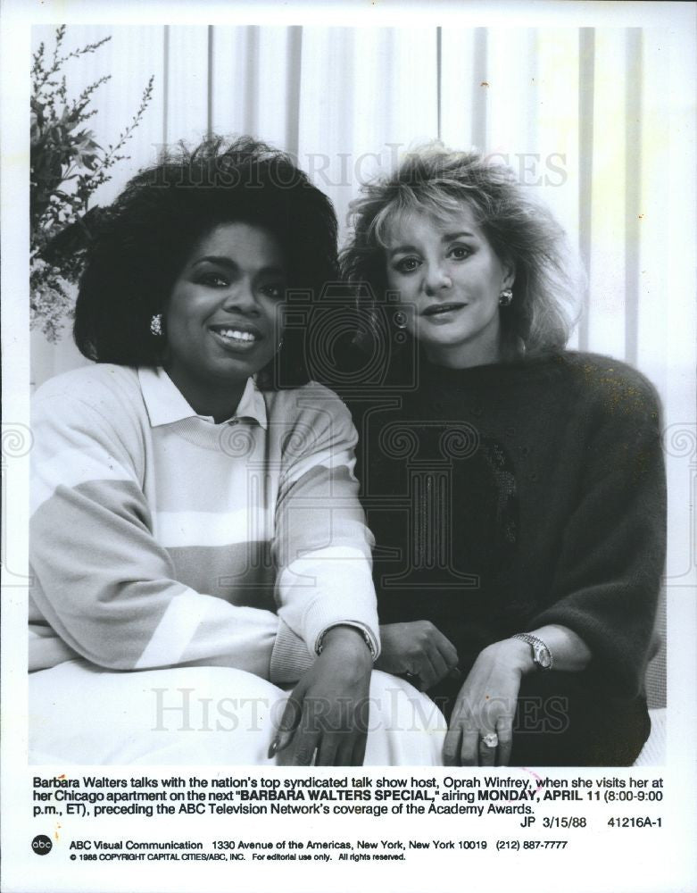 1988 Press Photo Oprah Winfrey Barbara Walters TV Host - Historic Images