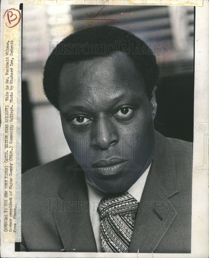 1972 Press Photo Sir Ronald Darling Wilson - Historic Images