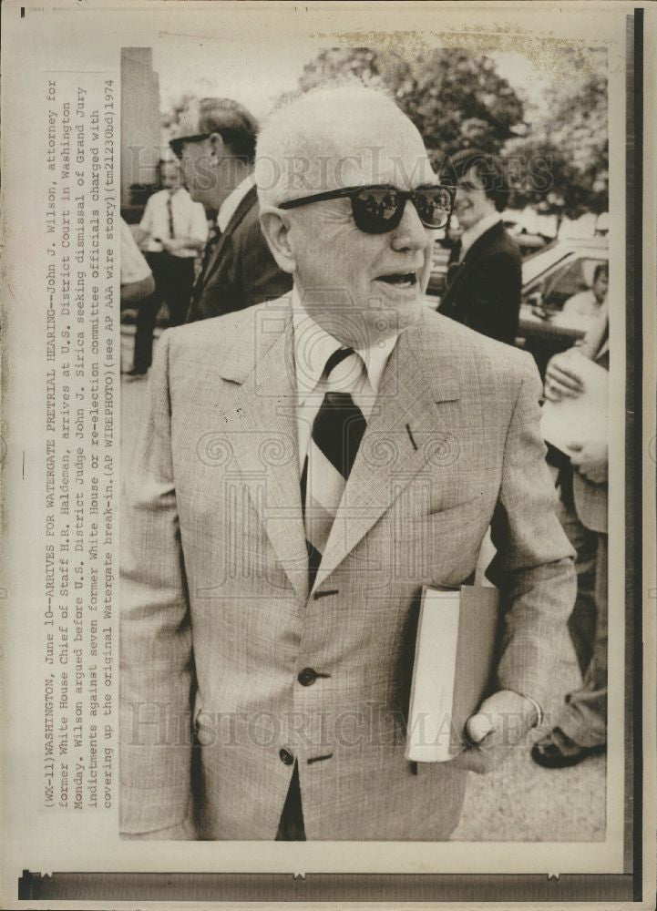 1974 Press Photo John Wilson trial attorney Haldeman - Historic Images
