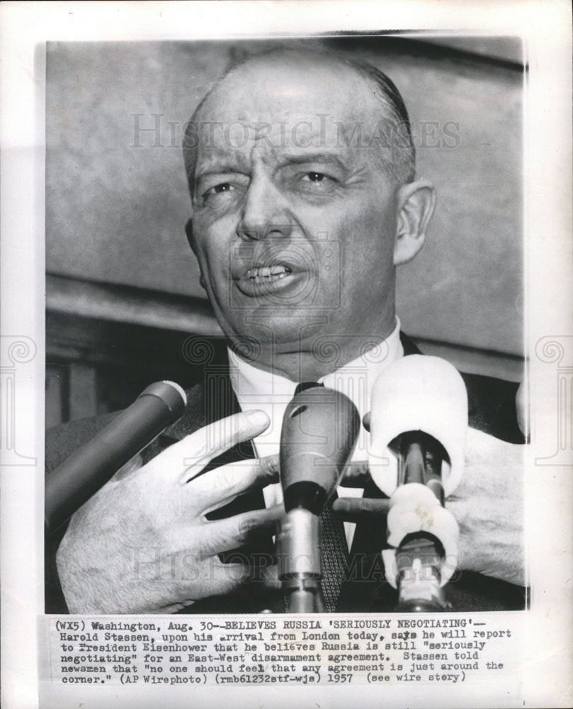 1957 harold stassen Governor lawyer-Historic Images