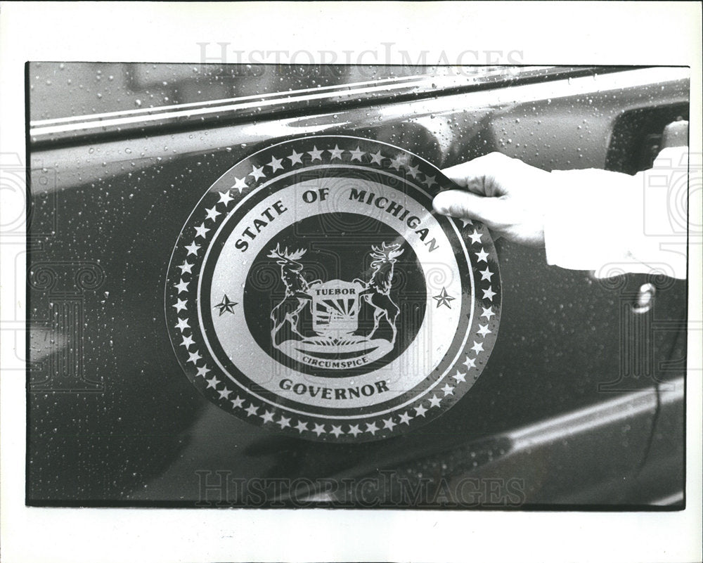 1992 Magnetic sign on the governer&#39;s van-Historic Images