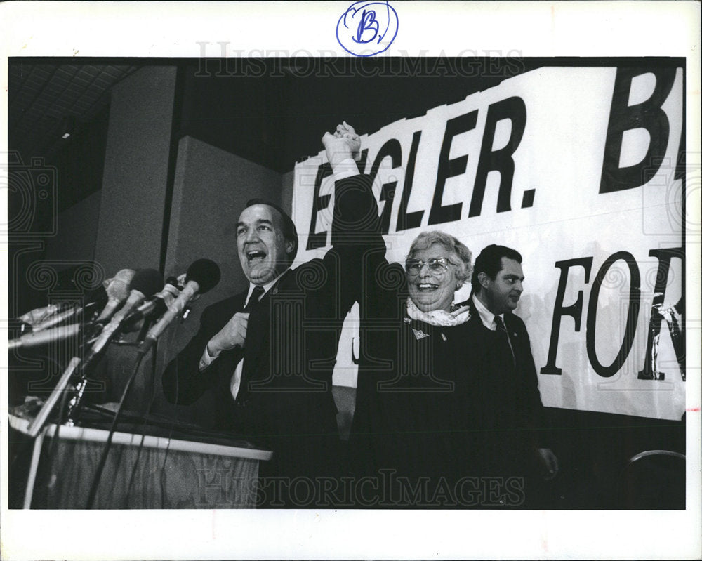 1990 John Engler Connie Binsfield celebrate-Historic Images