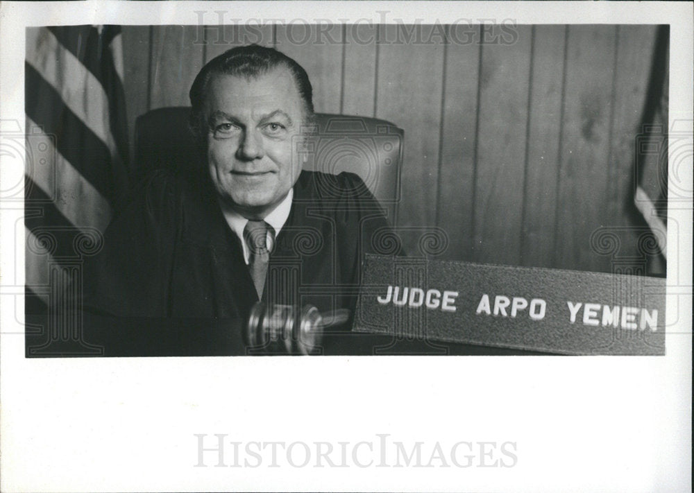1976 Arpo Yemen Judge-Historic Images