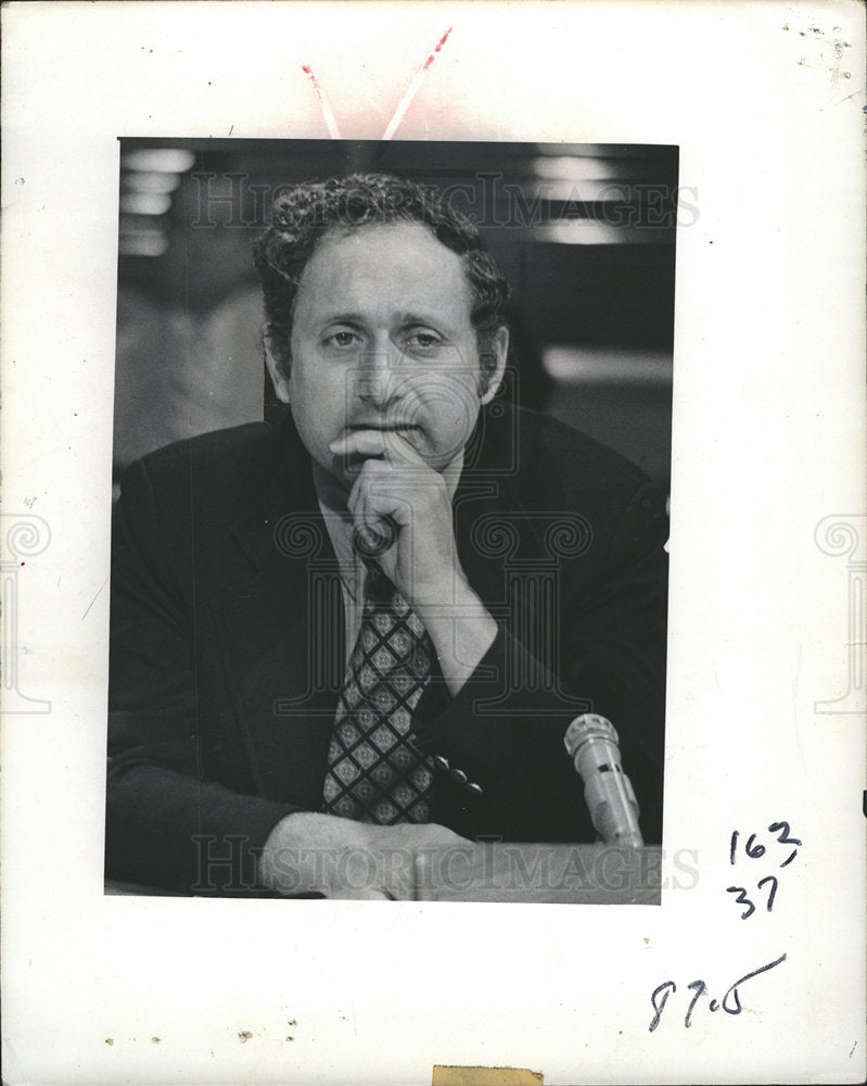 1977 Carl Levin Senator - dfpb10935 - Historic Images