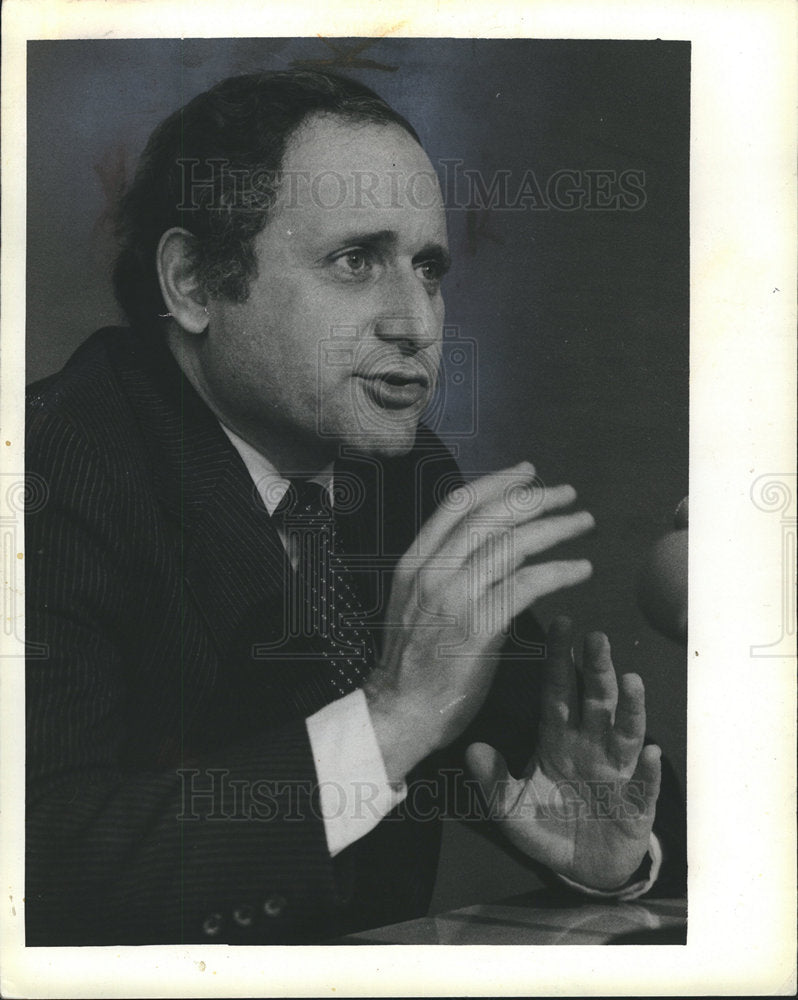 1980 Carl Levin Senator Michigan - dfpb10987 - Historic Images