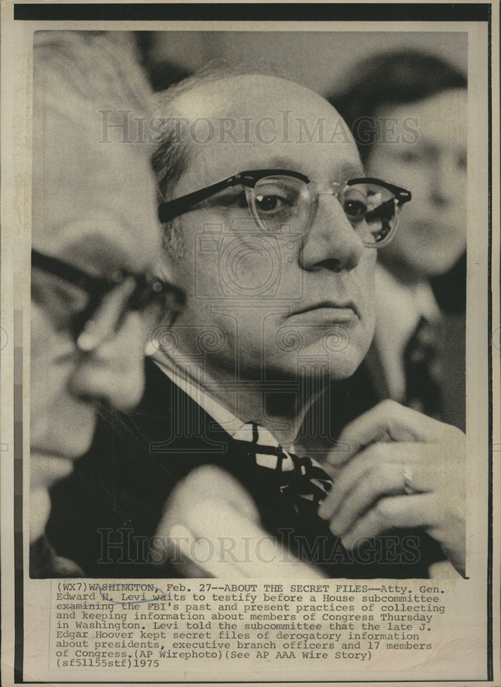 1975 Attorney General Edward Levi testifies - dfpb11027 - Historic Images