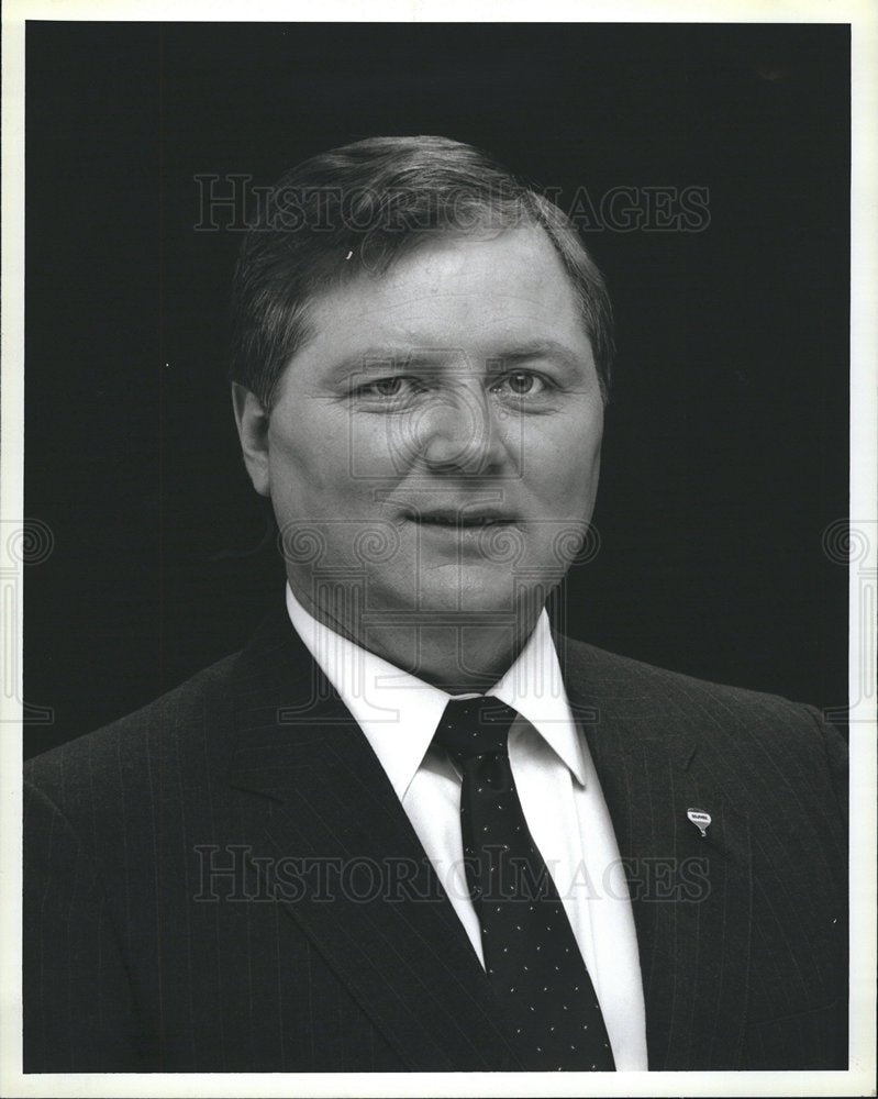 1987 Dave Linger, Chief Executive Officer-Historic Images