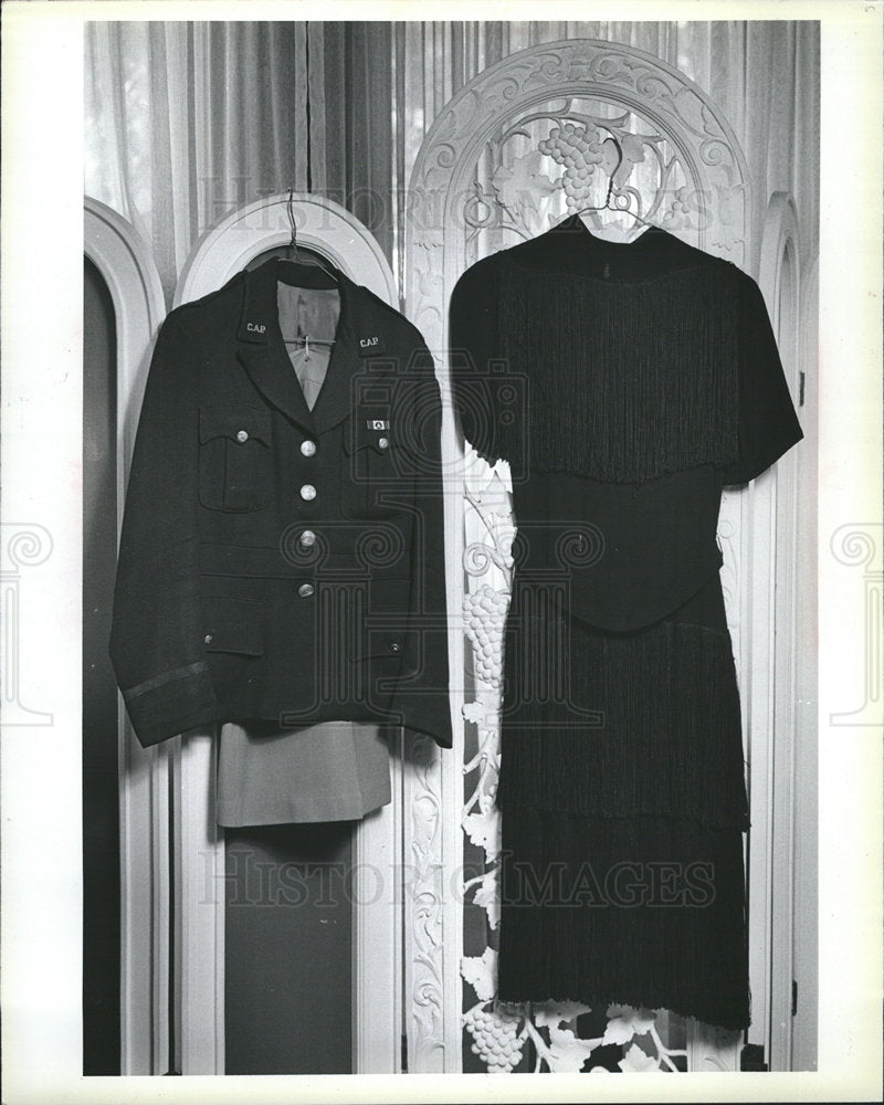 1984 vintage clothing-Historic Images