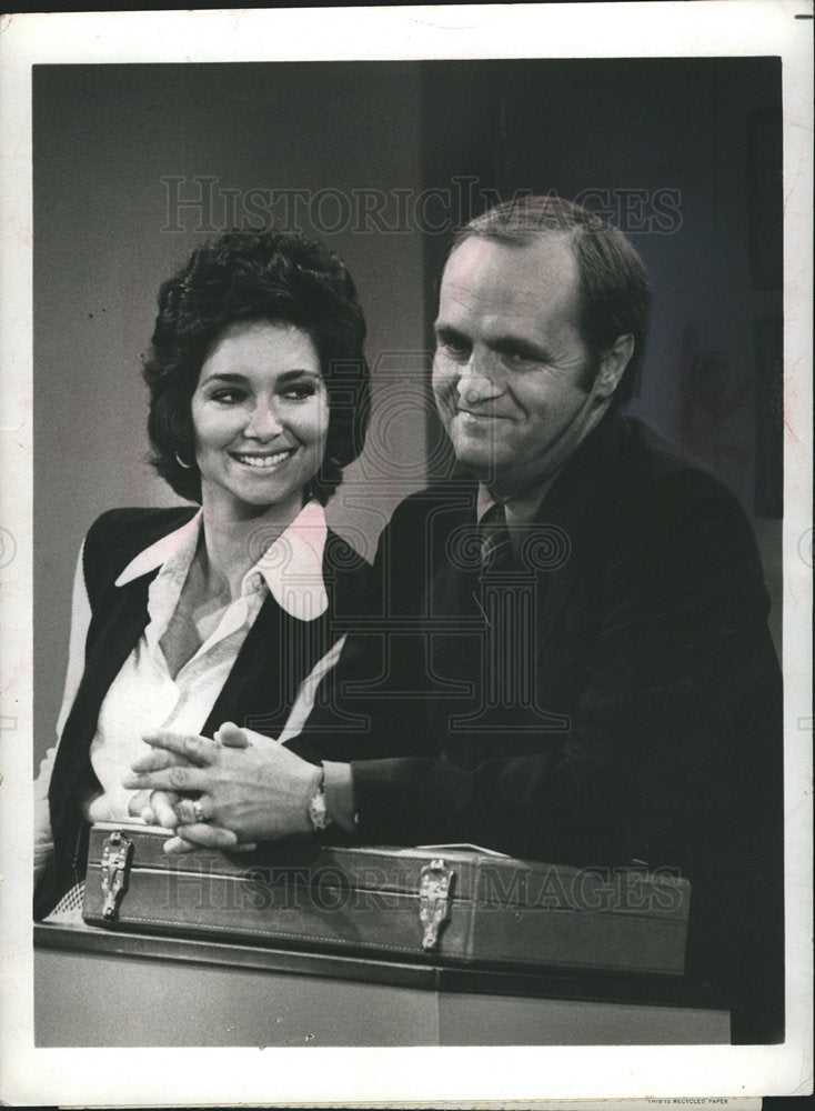 1977 Bob Newhart Ginny New Baby-Historic Images