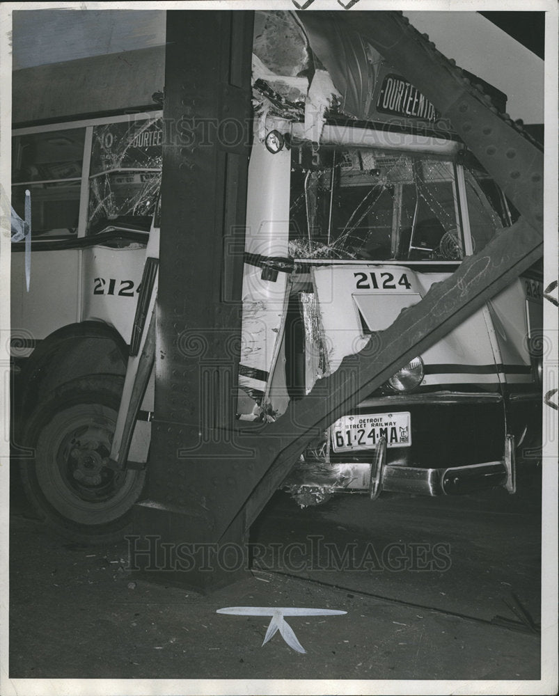 1940 Bus Accident Brush Viaduct-Historic Images