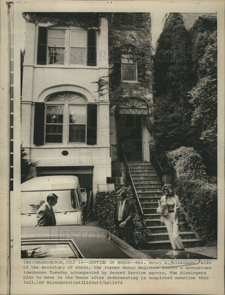 1974 Mrs Henry A Kissinger, Georgetown home-Historic Images