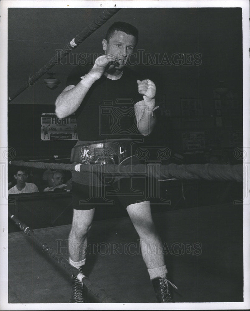 1963 Kenny Lane Boxer-Historic Images