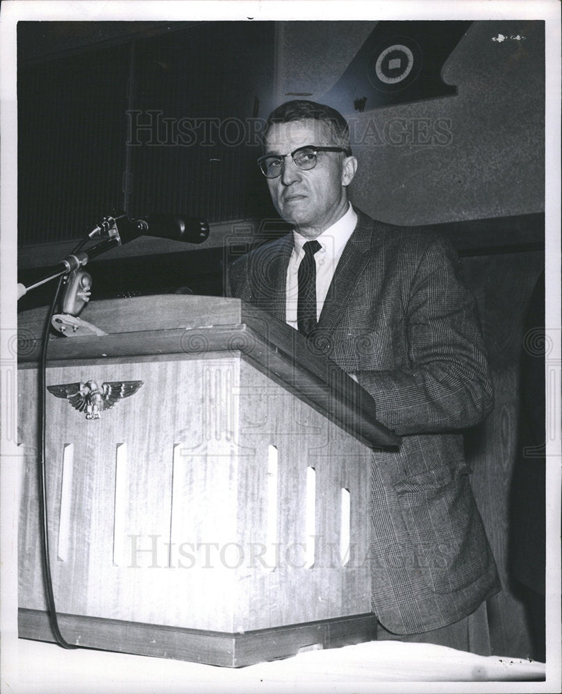 1962 Larry Laeding coach Saginaw school-Historic Images