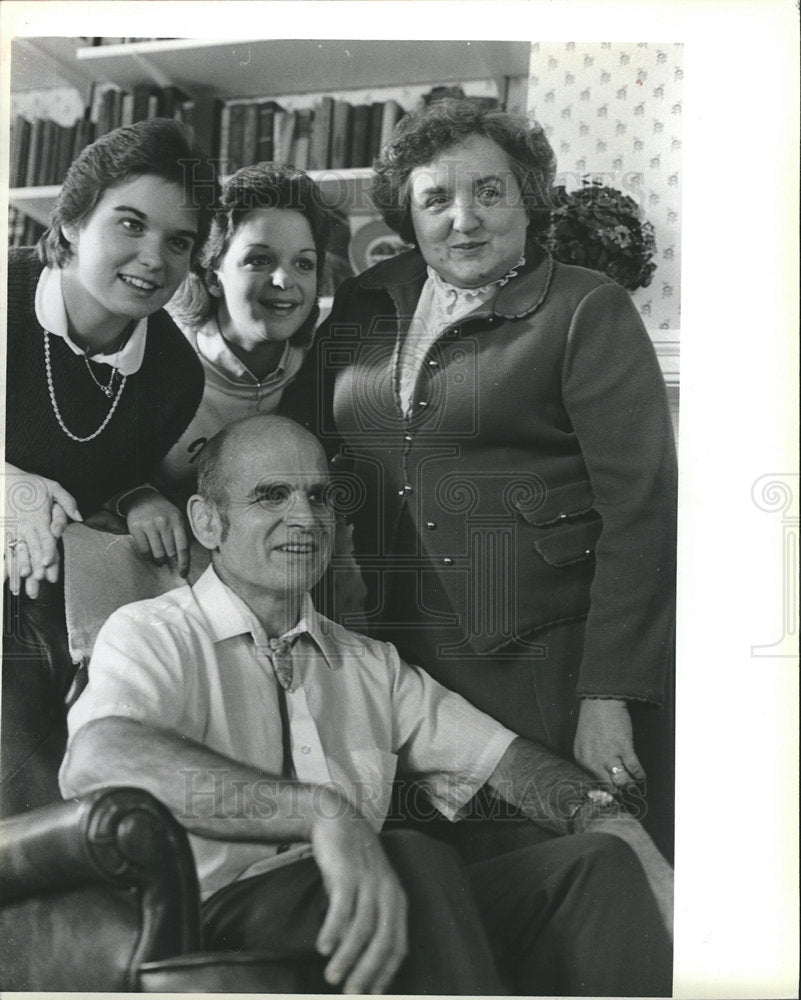 1984 Ted Lennox-Historic Images