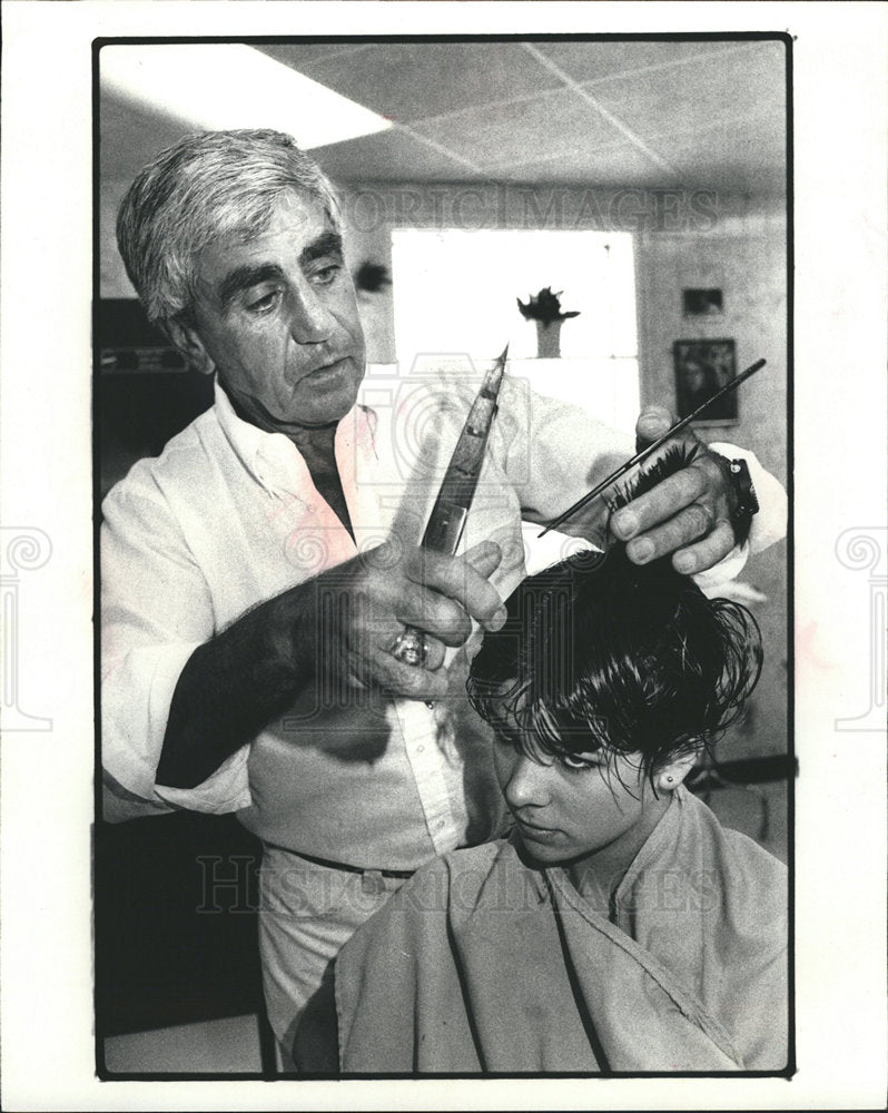 1983 Coiffures by Leon hair stylist-Historic Images