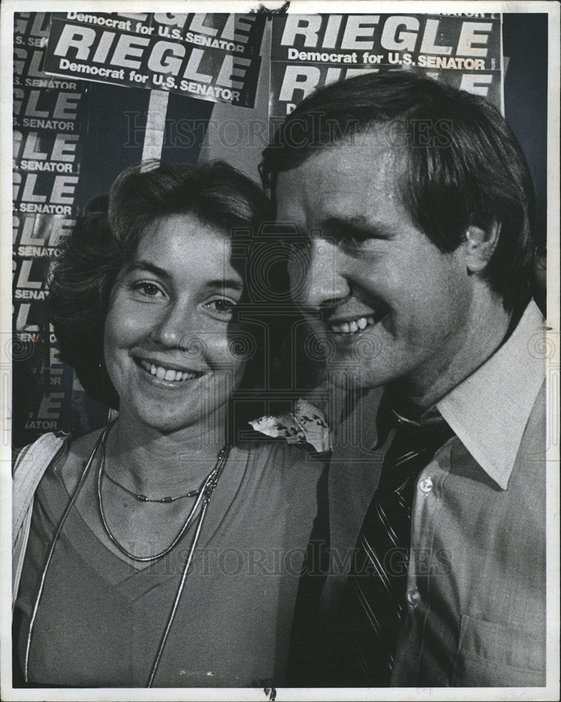 1977 U.S. Senator Ronald Riegle - Historic Images