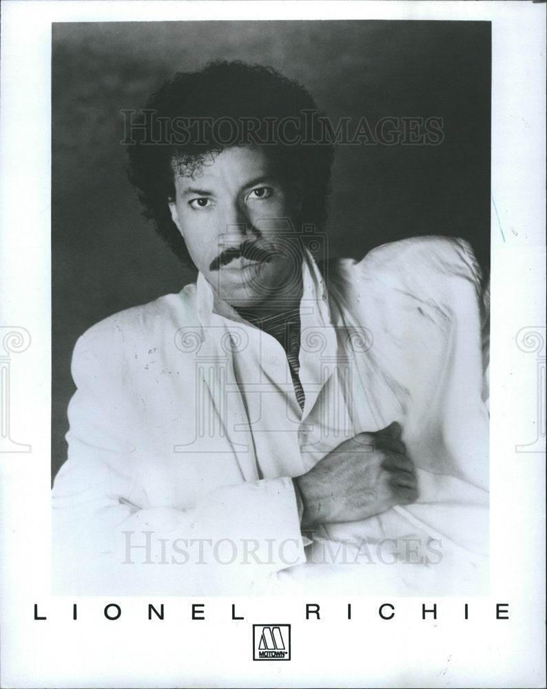 1986 lionel richie singer songwriter-Historic Images