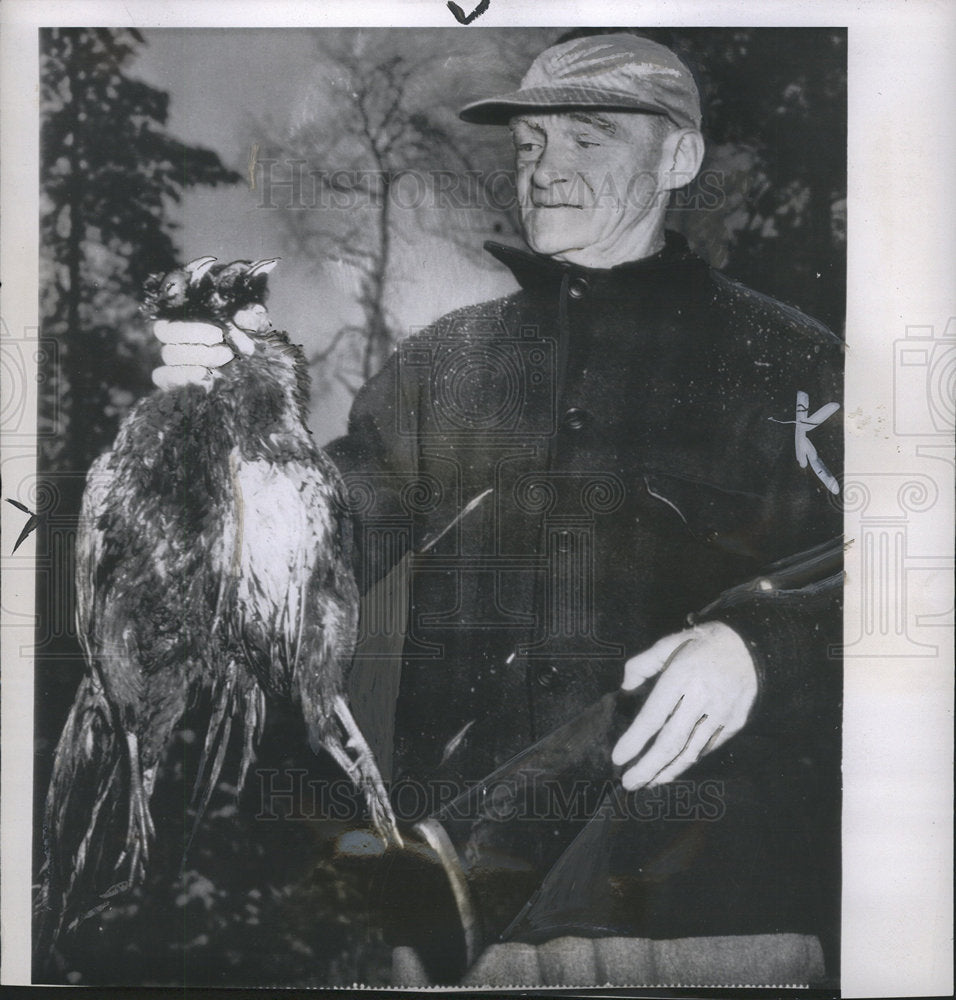 1946 Admiral Marc Mitscher Hunting Pheasant-Historic Images