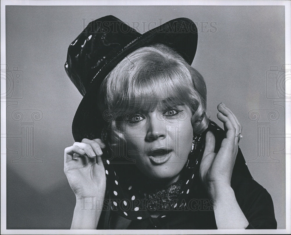 1969 marcia ribont hat dotted scarf-Historic Images