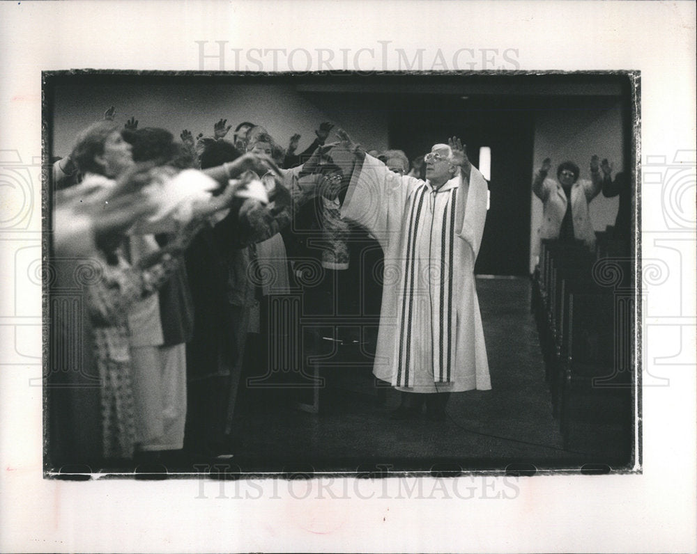 1989 Jubilation ceremony St. John Vainney-Historic Images