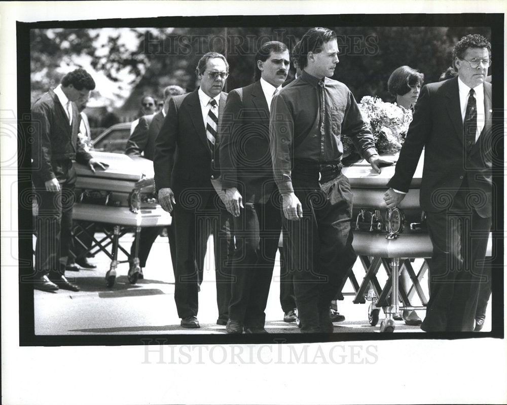 1992 Melissa casket Michelle Urbin-Historic Images