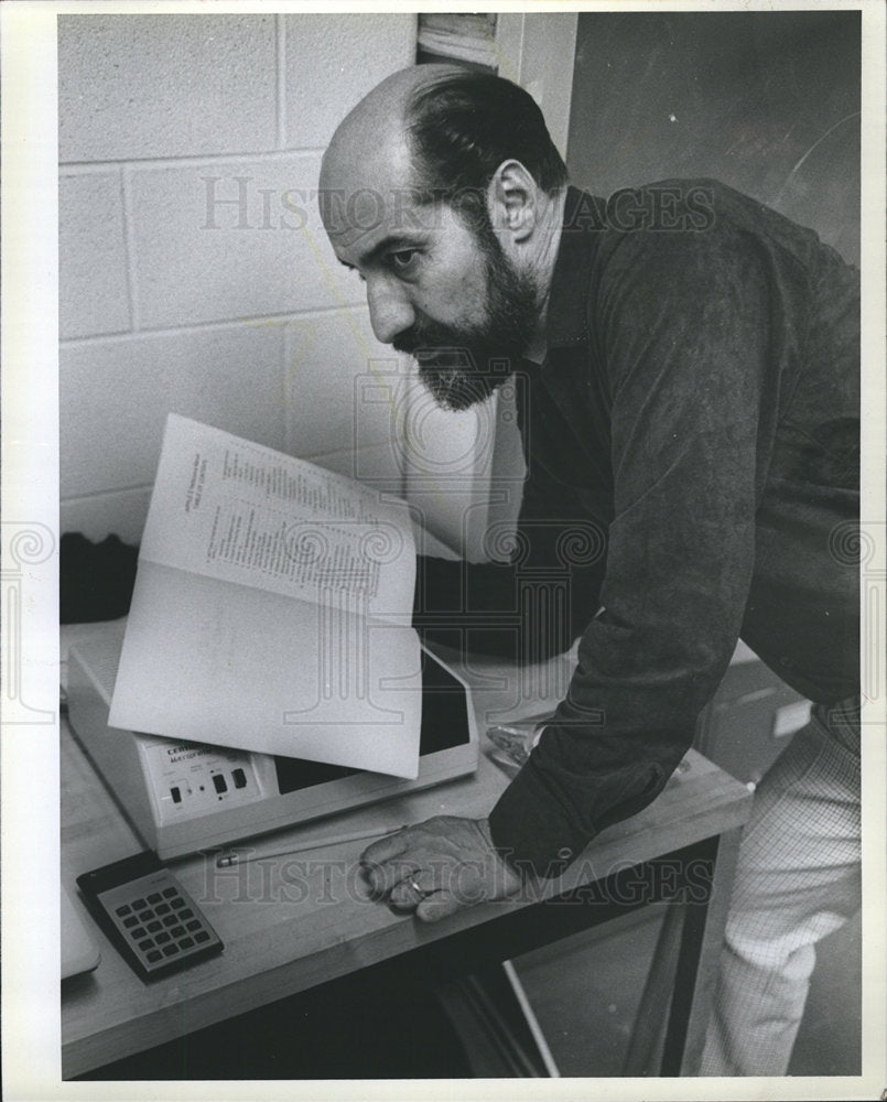 DR.RICHARD DUKE, INVENTOR OF "DEREGULA-Historic Images