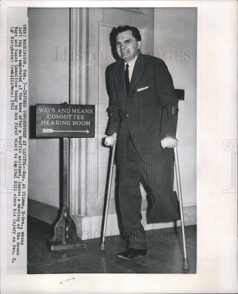 1962 Congressman Ullman Injured Leg-Historic Images