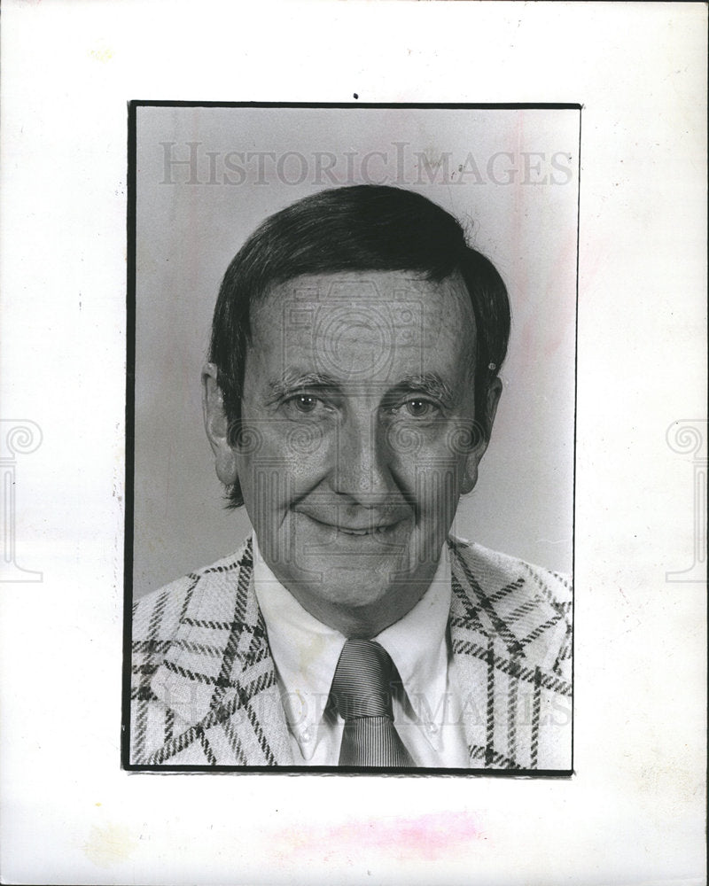 1990 VINCE DOYLE Detroit sports broadcaster-Historic Images