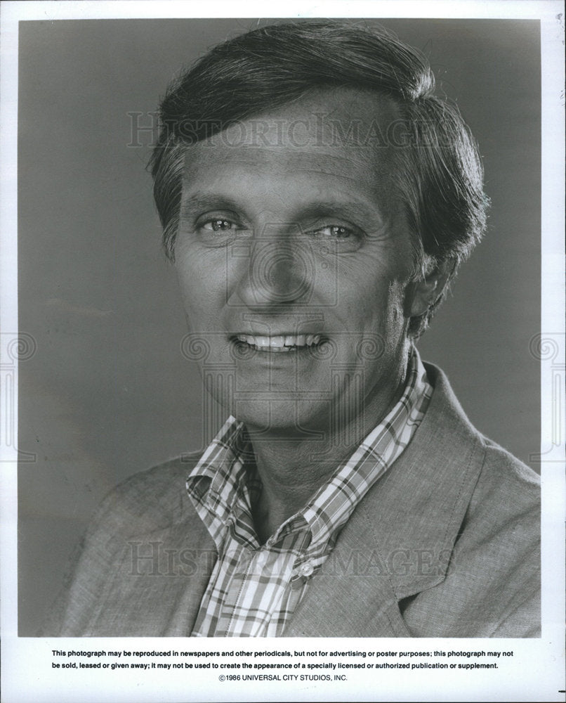 1986 Alan Alda American actor.-Historic Images