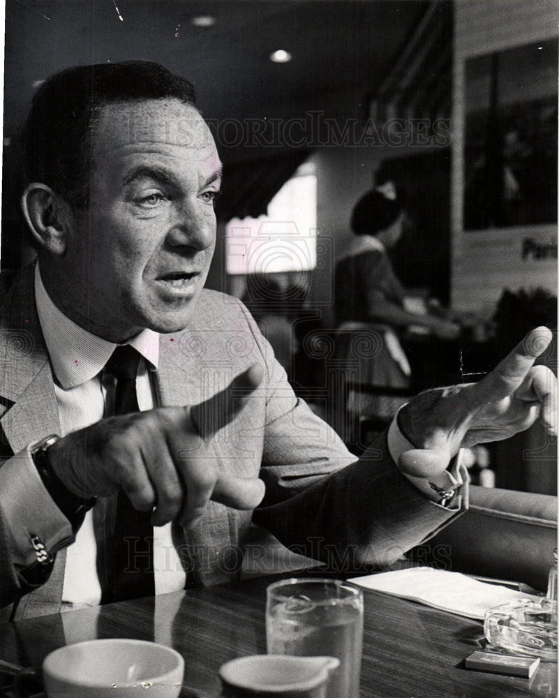 1967 Jack Carter Politician-Historic Images