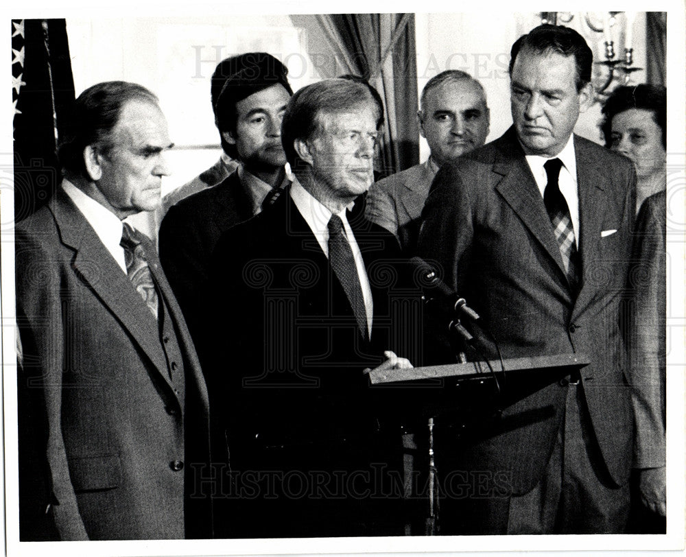 1980 Arthur R. Seder Jr. Chairman and Presi-Historic Images