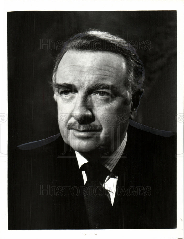 1975 Walter Cronkite CBS News Anchroman-Historic Images