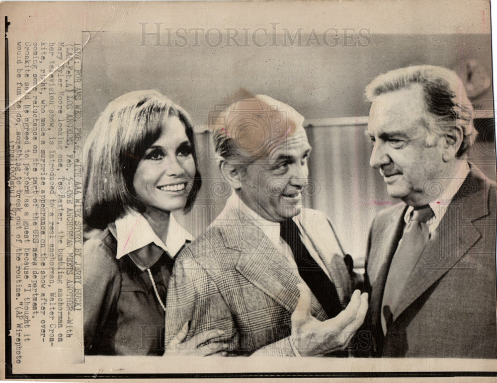 1974 WALTER CRONKIE journalist-Historic Images