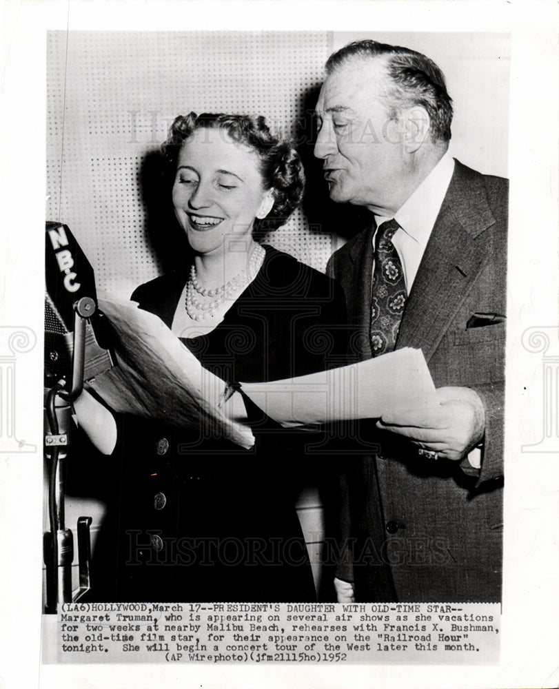 1952 Margaret Truman rehearses with Francis-Historic Images