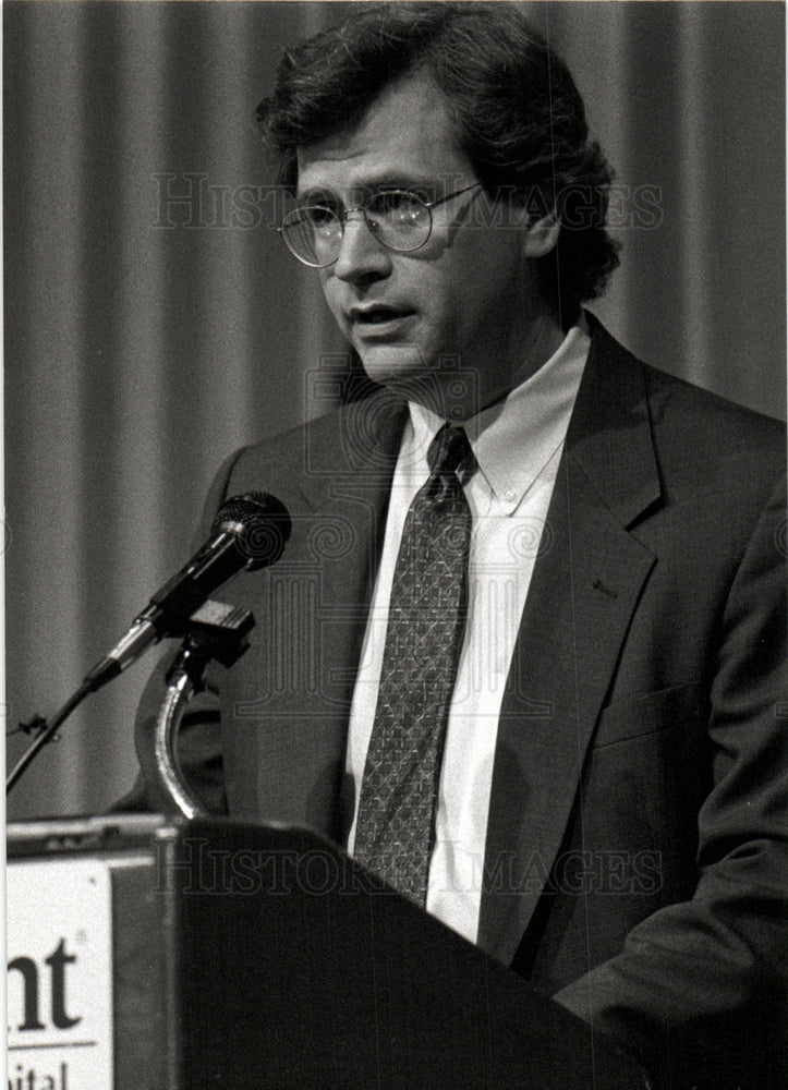 Press Photo James Robbins