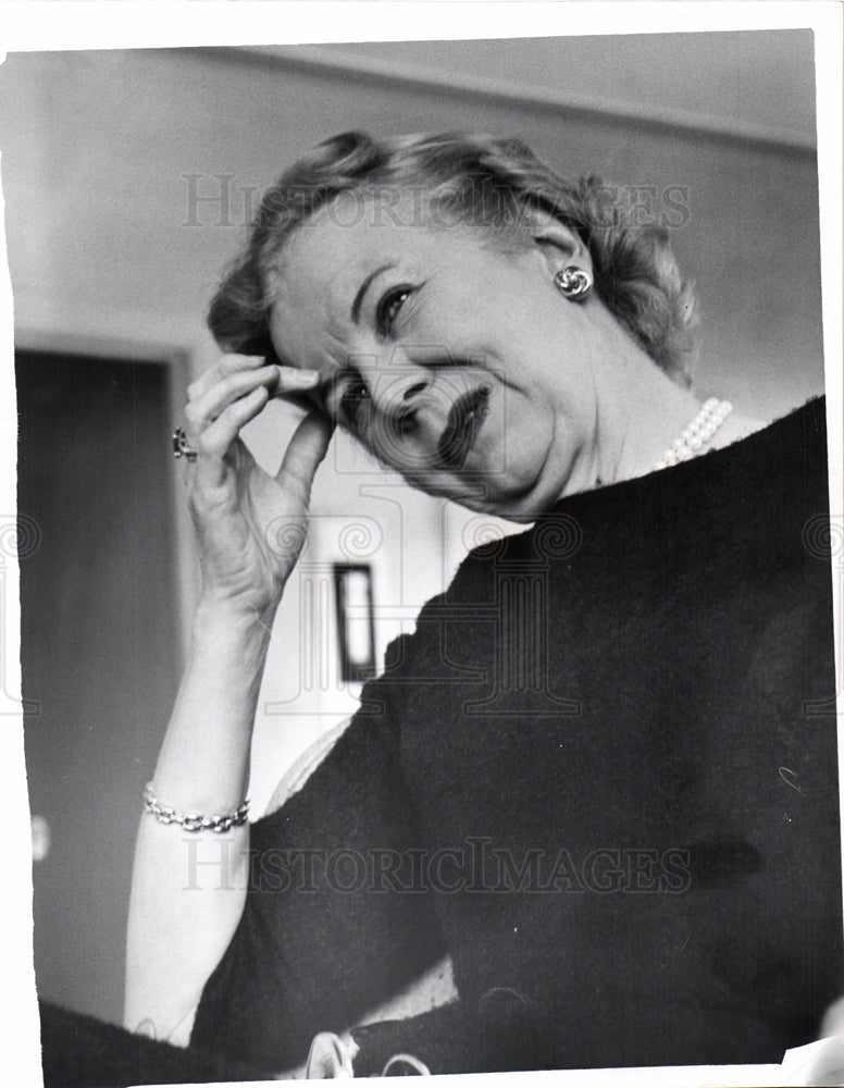 1959 Inez Robb-Historic Images