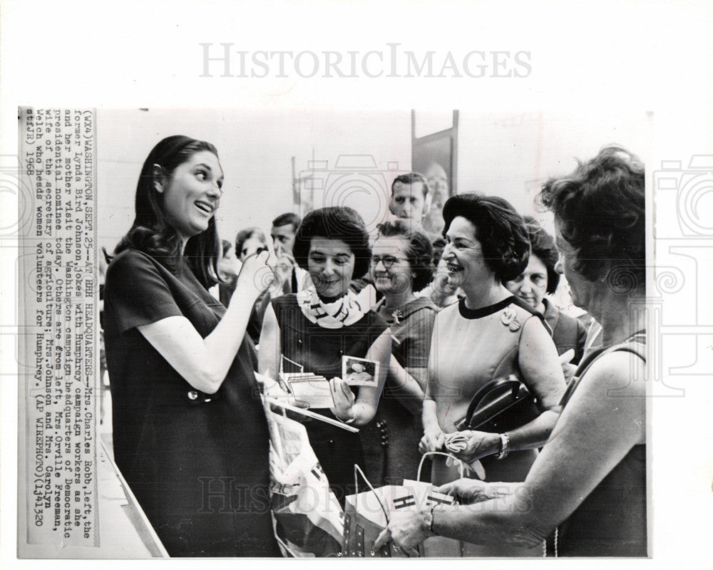 1968 lady bird johnson lynda johnson-Historic Images