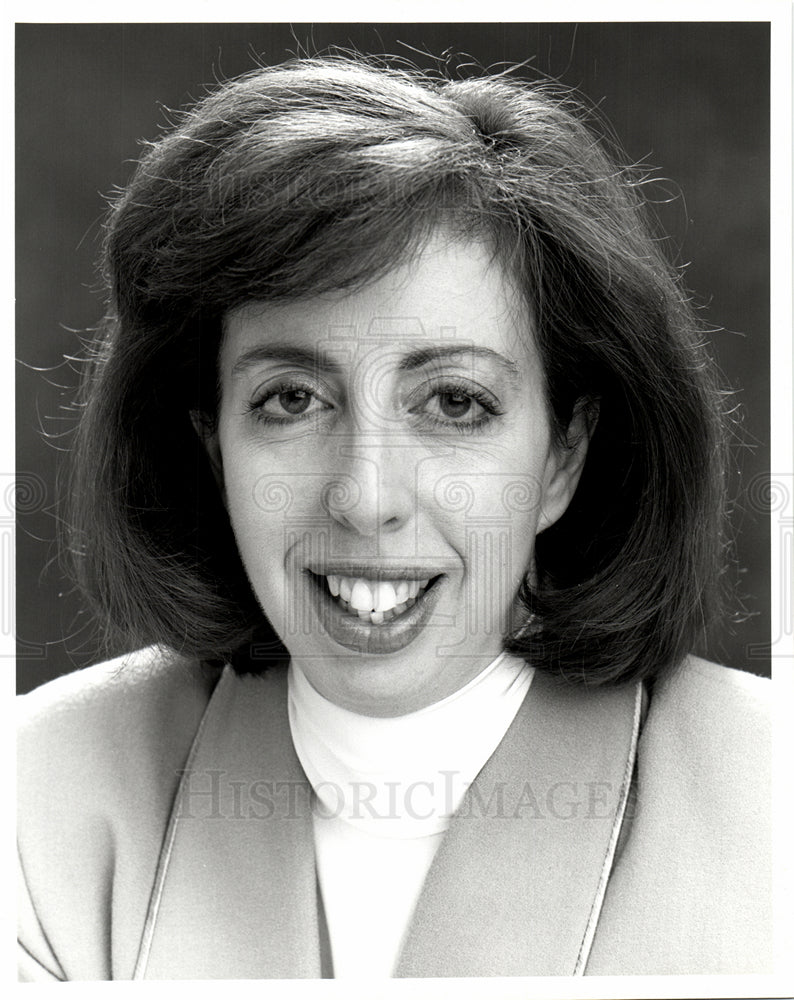 1994 CAROL RUEPPEL News Director-Historic Images