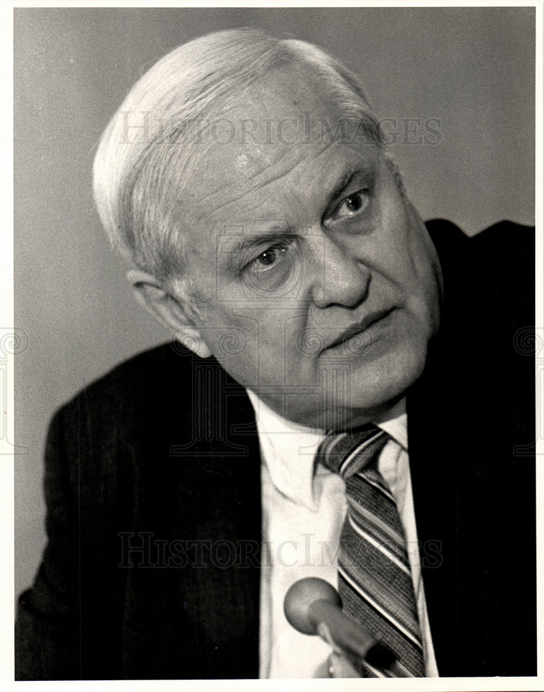 1983 columnist commentator magazine policy-Historic Images