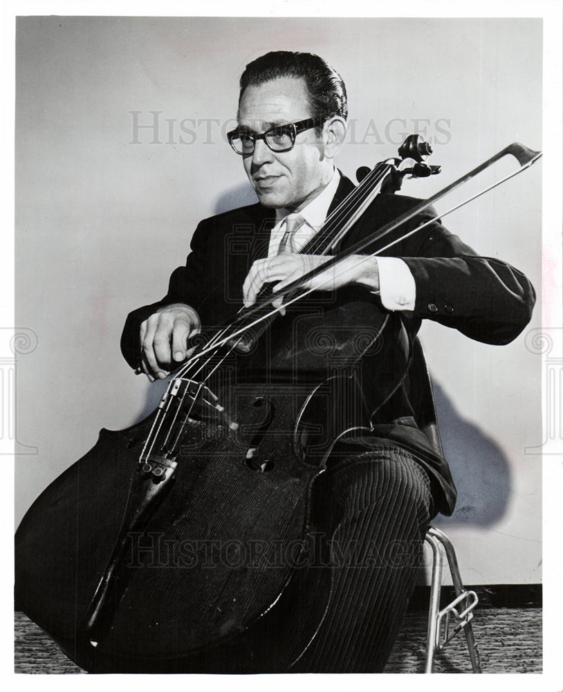 1980 Italo Babini Cellist DSO Principal-Historic Images